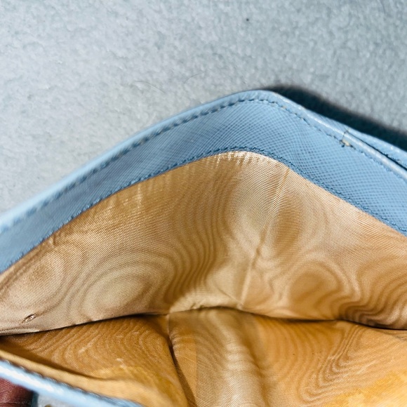 Prada Saffiano Periwinkle Bifold Wallet - Picture 14 of 16